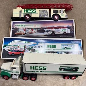Lot of two Hess trucks in boxes